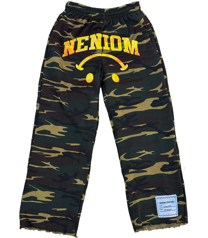 Bloody Camouflage Face Distressed Cotton Sweatpants Loose Fit Streetwear Fashion Camo